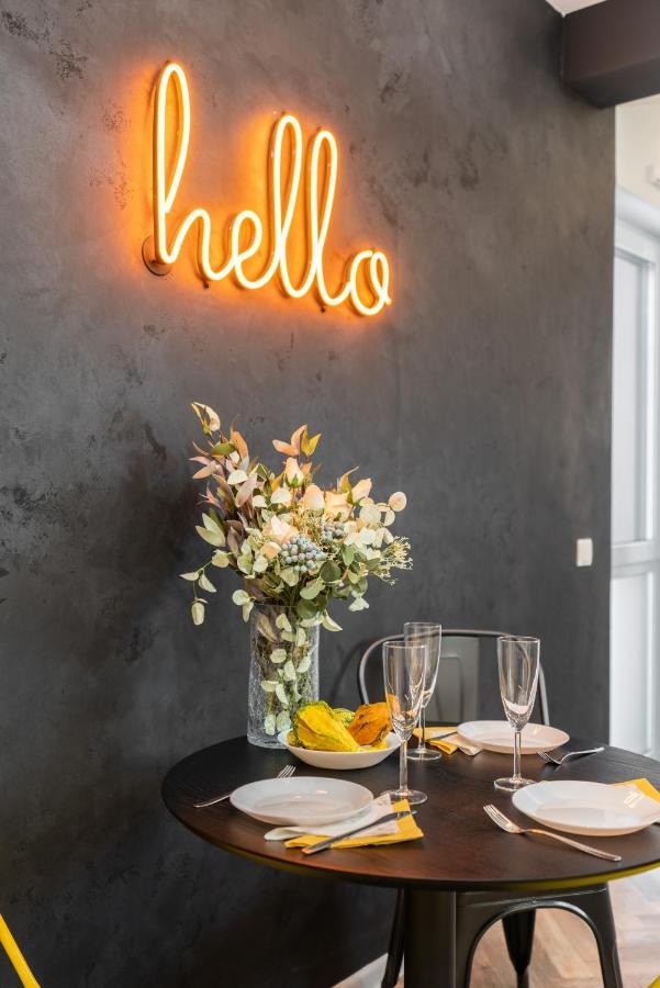 Loft Style Apartments Opienskiego With Parking By Noclegi Renters 포즈난 외부 사진